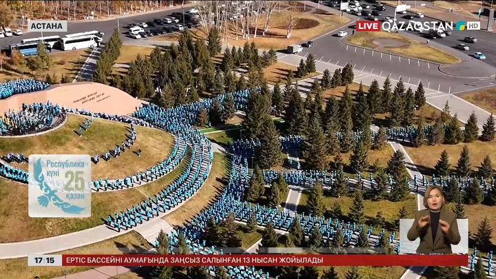 Астаналық оқушылар «Атамекен» әнін орындады