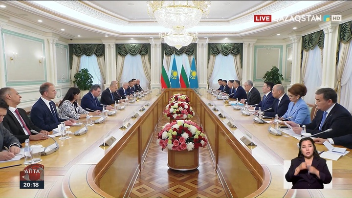 Болгария Президенті Румен Радев Қазақстанға ресми сапармен келді