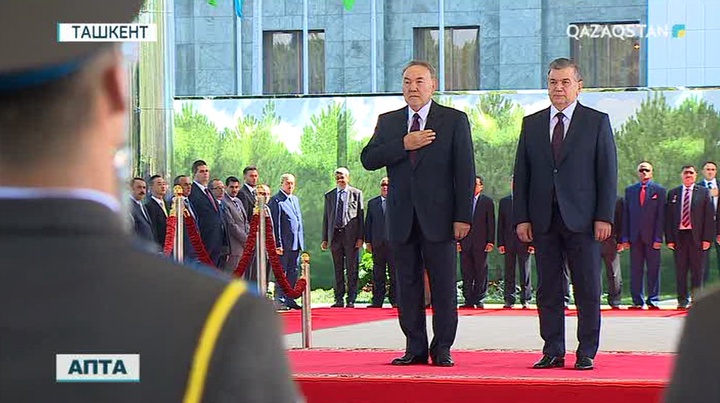 Президент Өзбекстанға ресми сапармен барды