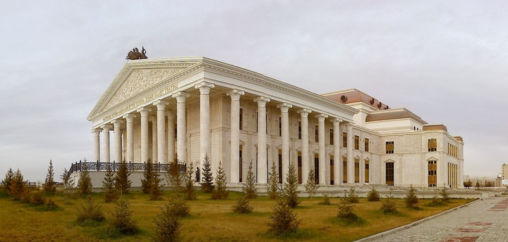 «Сlassic» радиосы: Астанада «Абай тақырыбына экспромт» атты музыкалық  пьесаның әлемдік премьерасы өтеді