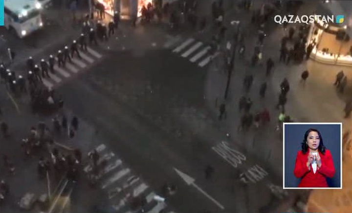 Брюссельде полиция қызметкерлері мен жастар арасында қақтығыс болды