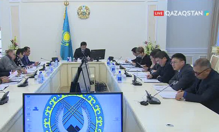 Миллионның мәселесі әдеп кеңесінде қаралды