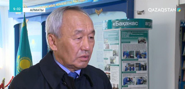 Депутаттар аймақтарды аралап жүр