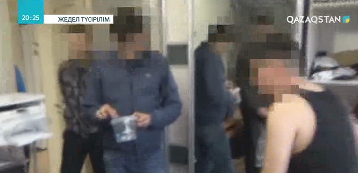 Астанада жалған дәрігерлік анықтаманың түр-түрін жасап жүрген қылмыстық топ ұсталды