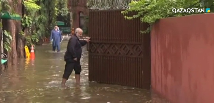 Пәкістанда су тасқынынан 6 адам қаза тапты