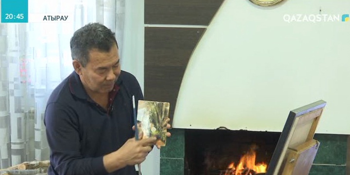 Атыраулық қолөнер шебері  өз үйін көркем туындылар көрмесіне айналдырды