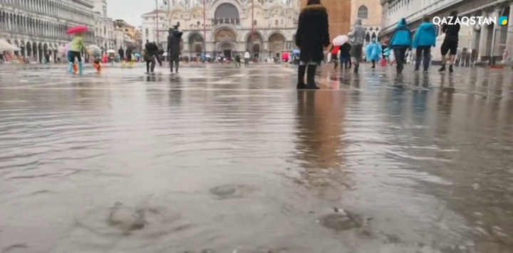 Венецияның 75 пайызын су басты