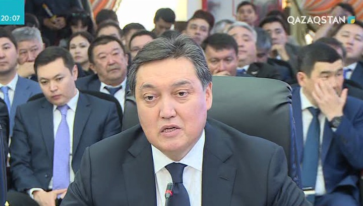 Асқар Мамин қазақ-өзбек шекарасы бойындағы кеден бекеттерінің жұмысымен танысты