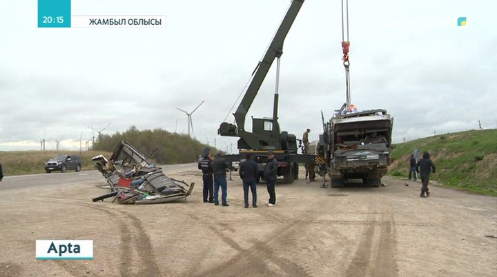 Жамбыл облысында ірі жол апатынан 11 адам қаза тапты