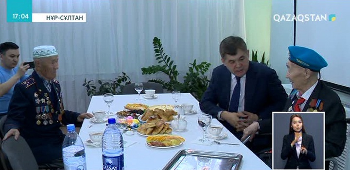 Денсаулық сақтау министрі Елжан Біртанов соғыс ардагерлерімен кездесті