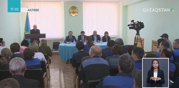 Депутаттар Ақтөбе және Қызылорда облысының тұрғындарымен кездесті