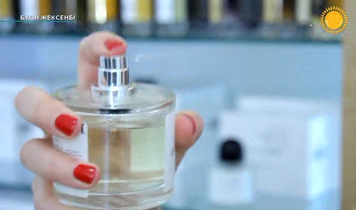 «Бүгін жексенбі». Иіссуды дұрыс таңдай аласыз ба? (ВИДЕО) 