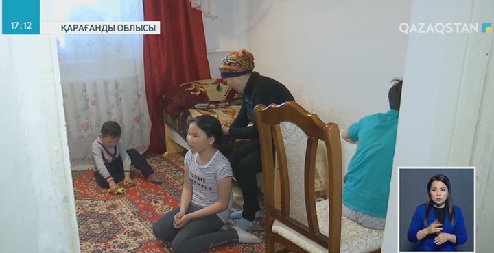 Қарағанды облысында гаражды паналап келген көпбалалы анаға үй берілді