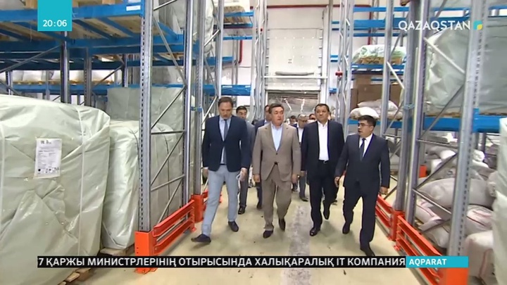 Премьер-Министр Асқар Мамин Теңіз кен орны мен бірқатар мұнай-газ компанияларын аралап, арнайы кеңес өткізді