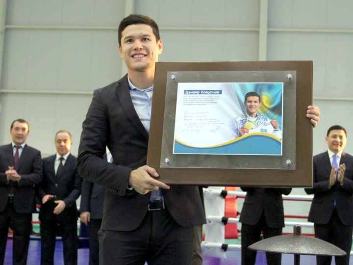 Оралда оқушылар сарайы мен Данияр Елеусінов атындағы бокс орталығы ашылды (ФОТО)