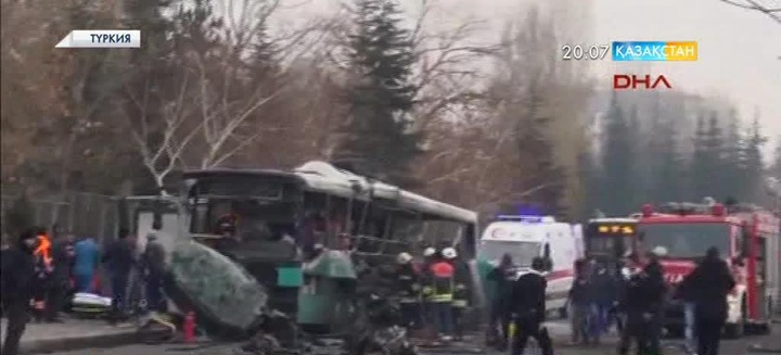 Түркияда  автобусқа жасалған шабуылдан 13 жауынгер қаза тапты (ВИДЕО)