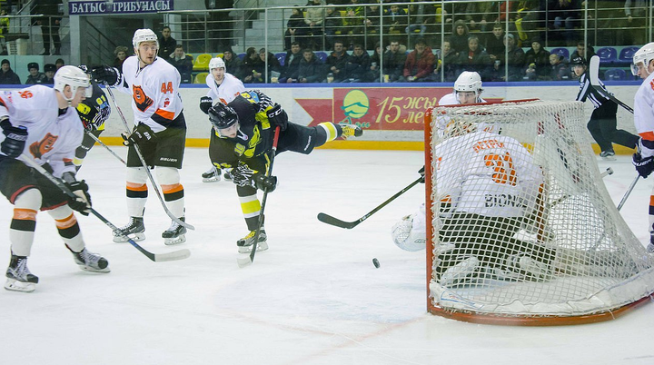 ЖХЛ: «Сарыарқа» «Молот-Прикамьені»  овертаймде  жеңді- 4:3