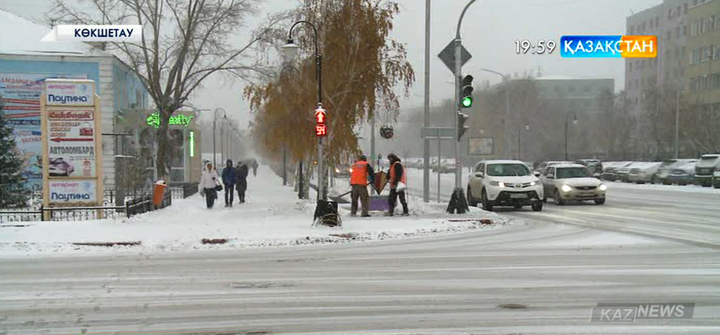 Көкшетауда қар жауып, көктайғақ болды