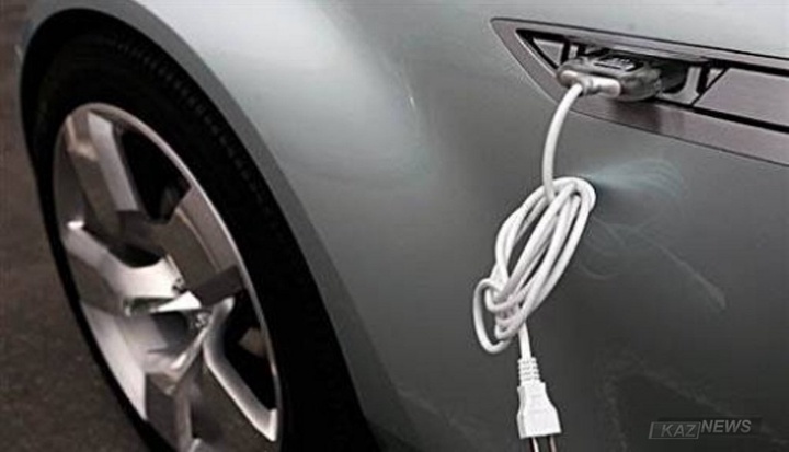 Отандық электромобиль сынақтан  өткізіліп жатыр