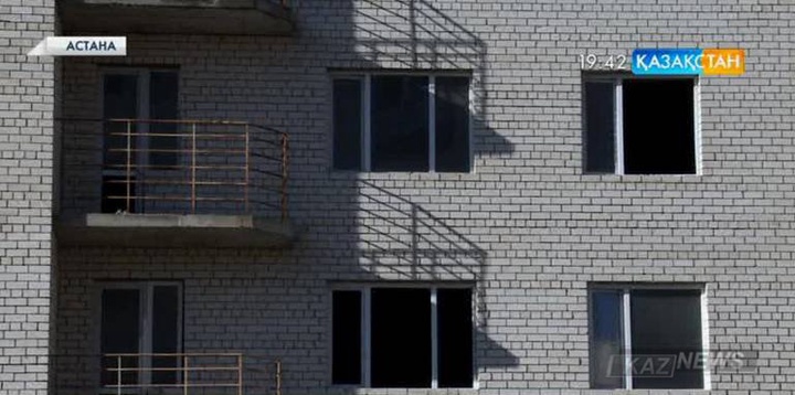 Астанада 50 тұрғын үй кешенінің құрылысы тоқтап тұр