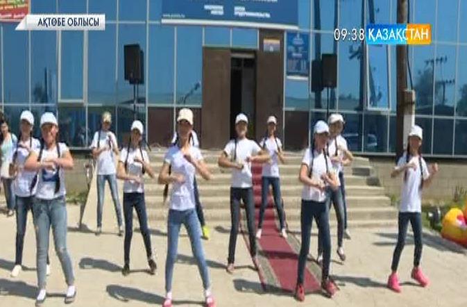 Ақтөбе облысында Астана күніне орай көше мерекесі ұйымдастырылды