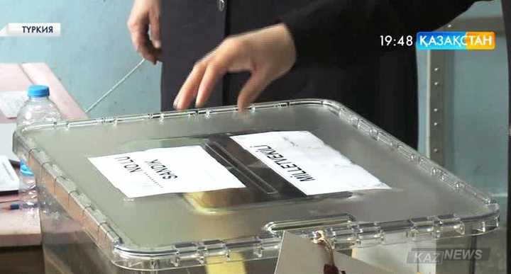 Ертең Түркияда кезектен тыс парламент сайлауы өтеді