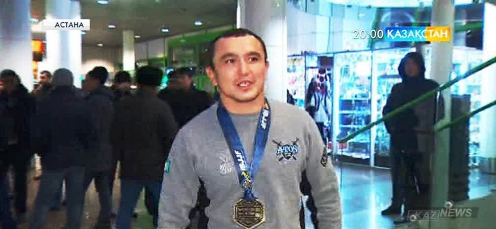 Қазақстандық джиу-джитсу шеберлері АҚШ-тан жүлдемен оралды