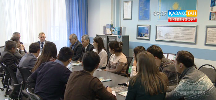 Нұралы Бектұрғанов Л.Гумилев атындағы Еуразия Ұлттық университетінің студенттерімен кездесті