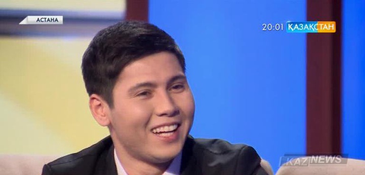 Футболшы Бауыржан Исламхан «Түнгі студия» бағдарламасында қонақта болды