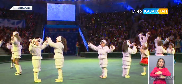 Алматыда қала әкімі Бауыржан Байбектің қатысуымен жаңажылдық шырша өтті