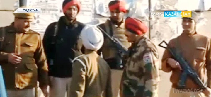 Үндістанның әскери-әуе күштерінің базасын қарулы топ шабуылдады