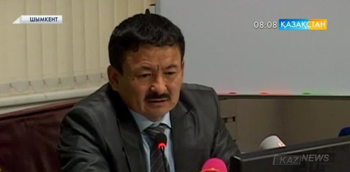 Шымкент қаласына қарасты Чапаев елді мекенінде кәріз жүйесі жарылды