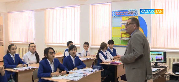 Жаңа оқу жылынан бастап мектептерде ағылшын тілі сабақтарының саны артады