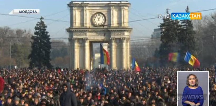 Бүгін Кишинев көшелеріне билік те, оппозиция да мыңдаған адамды шығармақ