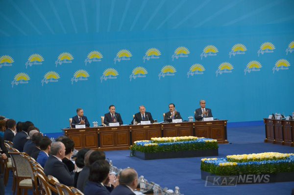 Нұрсұлтан  НАЗАРБАЕВ: «Бізге  өте сақ  болу керек»