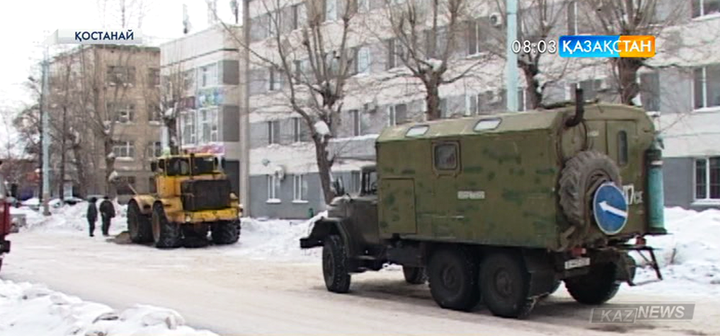 Қостанайда шағын аудан 4 күннен бері суық сусыз отыр