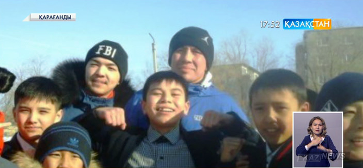 Геннадий Головкин жас боксшыларға тосын сый жасады