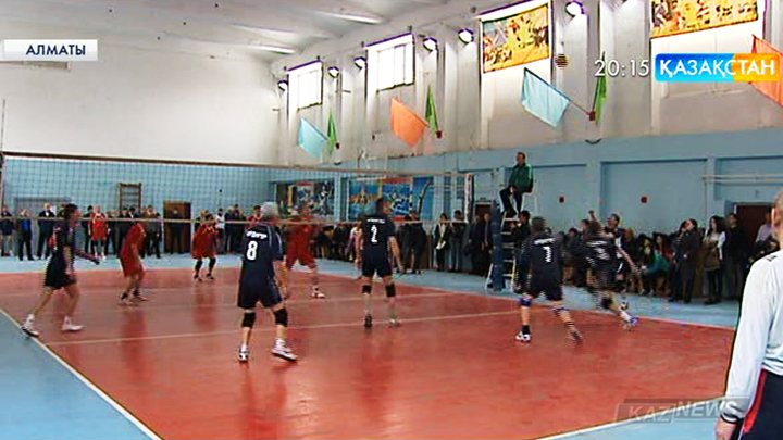 Алматыда волейболдан ардагер командалар арасында VII халықаралық турнир өтті