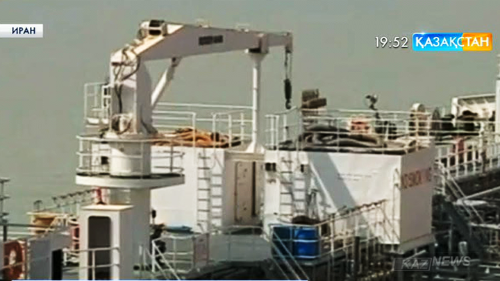 Иранның 1 миллион баррель мұнайын тиеген алғашқы танкер Еуропаға жетті