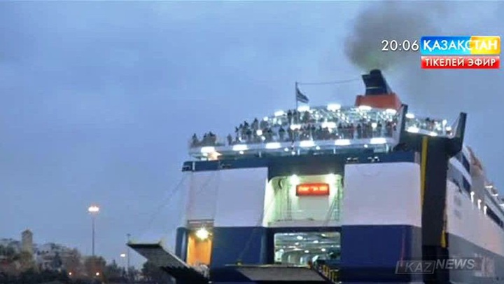 Грекия жағалауларына жүздеген мигрант жетті