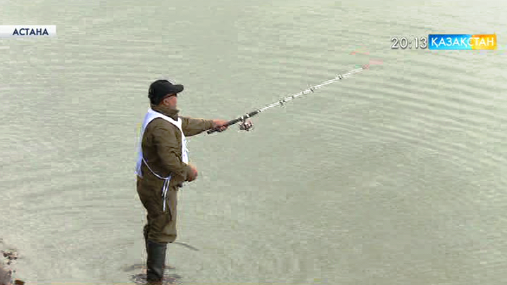 Елордада қала күніне арналған балық аулаудан жарыс өтті