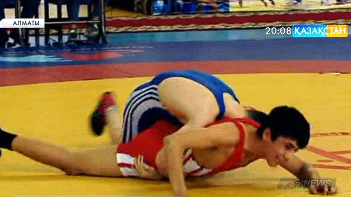 Алматыда грек-рим күресінен  Дәулет Тұрлыхановтың жүлдесіне арналған республикалық турнир басталды