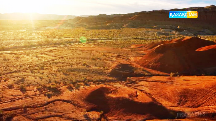 «Алтын Емелдің» көрікті жерлері (БЕЙНЕБАЯН)