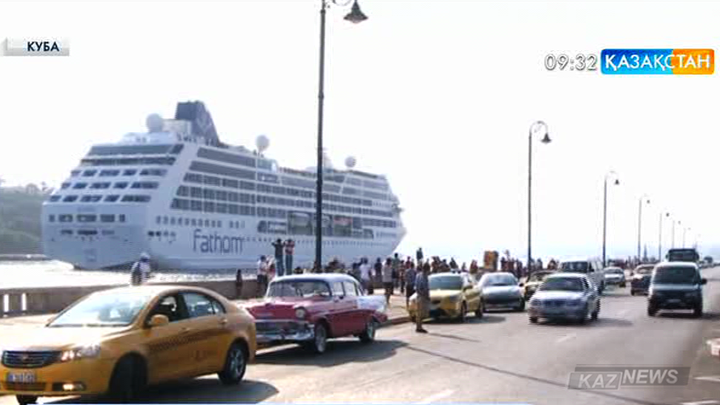 Гаванаға Майамиден америкалық круиздік лайнер жетті