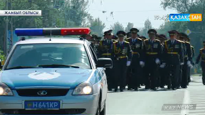 Отан қорғаушы күні барлық өңірде кеңінен тойланды