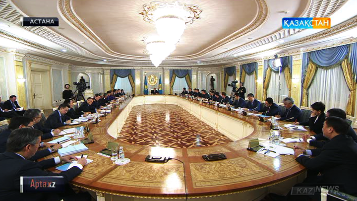 Елбасы Нұрсұлтан Назарбаев Жер кодексінің кейбір баптарына мораторий жариялады