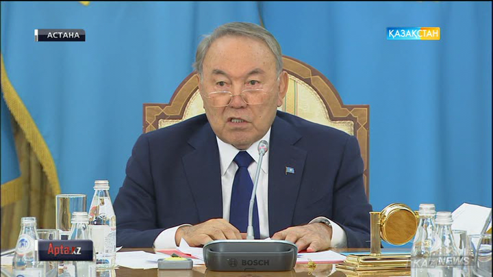 Ата заңдағы «әркімге» қатысты пікірлерге Елбасы нүкте қойды