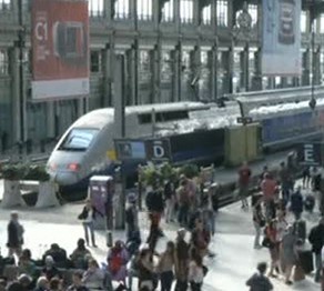 Францияда ереуіл кесірінен талапкерлер емтиханға үлгермеуі мүмкін 