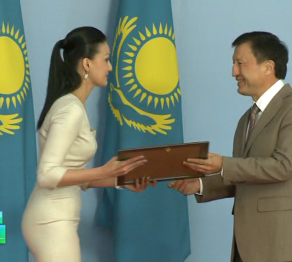 Журналистер Мемлекет басшысының сыйлығы мен грантына ие болды