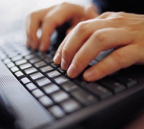 На Facebook подали иск за сканирование личных сообщений